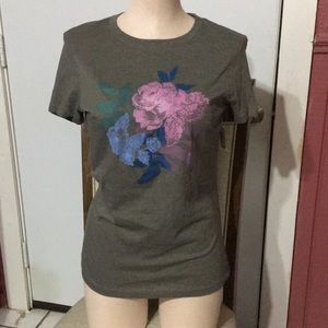 🌿Military Green Flower Shirt🌿